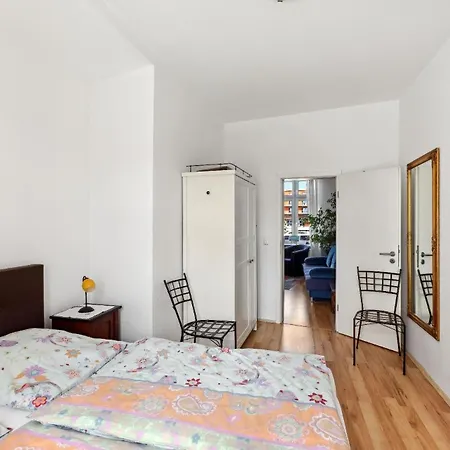 Ferienwohnung Fur 2 Personen Ca 55 Qm In Lubeck, Ostseekuste Deutschland Lubecker Bucht Apartment